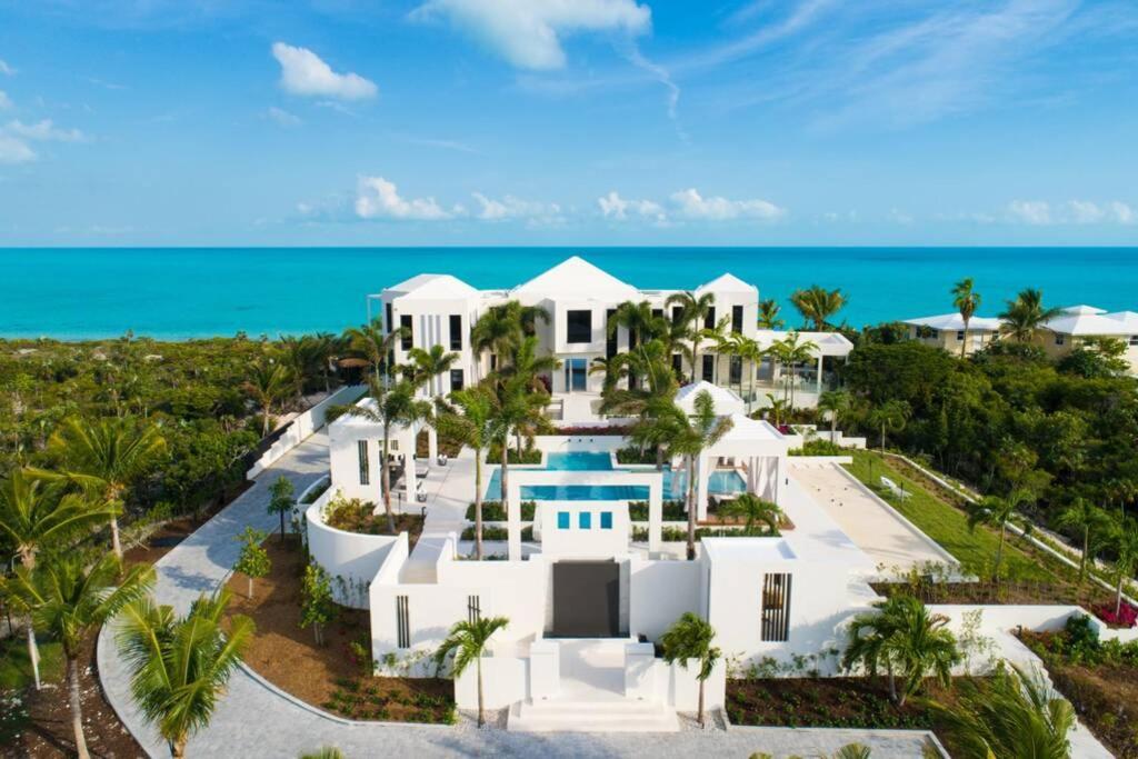 Triton Luxury Villa Провиденсиалес Экстерьер фото
