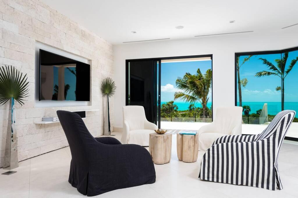 Triton Luxury Villa Провиденсиалес Экстерьер фото