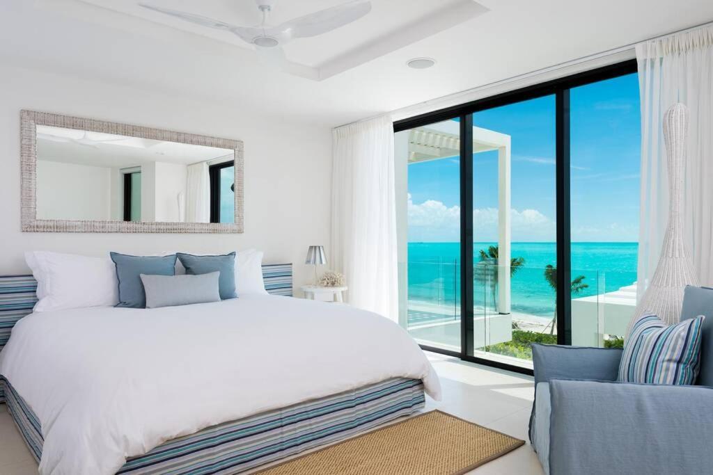 Triton Luxury Villa Провиденсиалес Экстерьер фото
