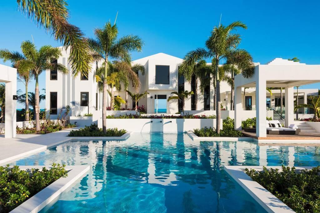 Triton Luxury Villa Провиденсиалес Экстерьер фото