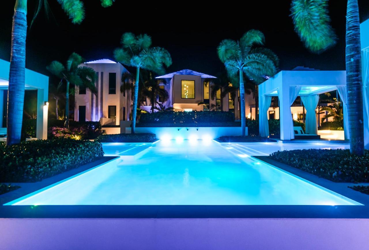 Triton Luxury Villa Провиденсиалес Экстерьер фото